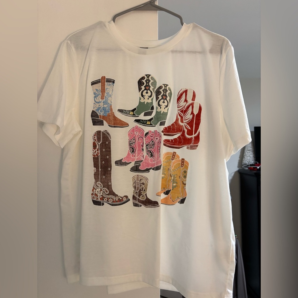 Cowboy boot graphic tee